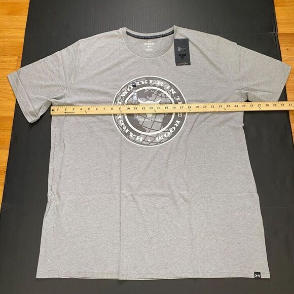 Under Armour Mens Project Rock Size 3XL Loose Fit Grey T-Shirt casual New - Picture 7 of 9